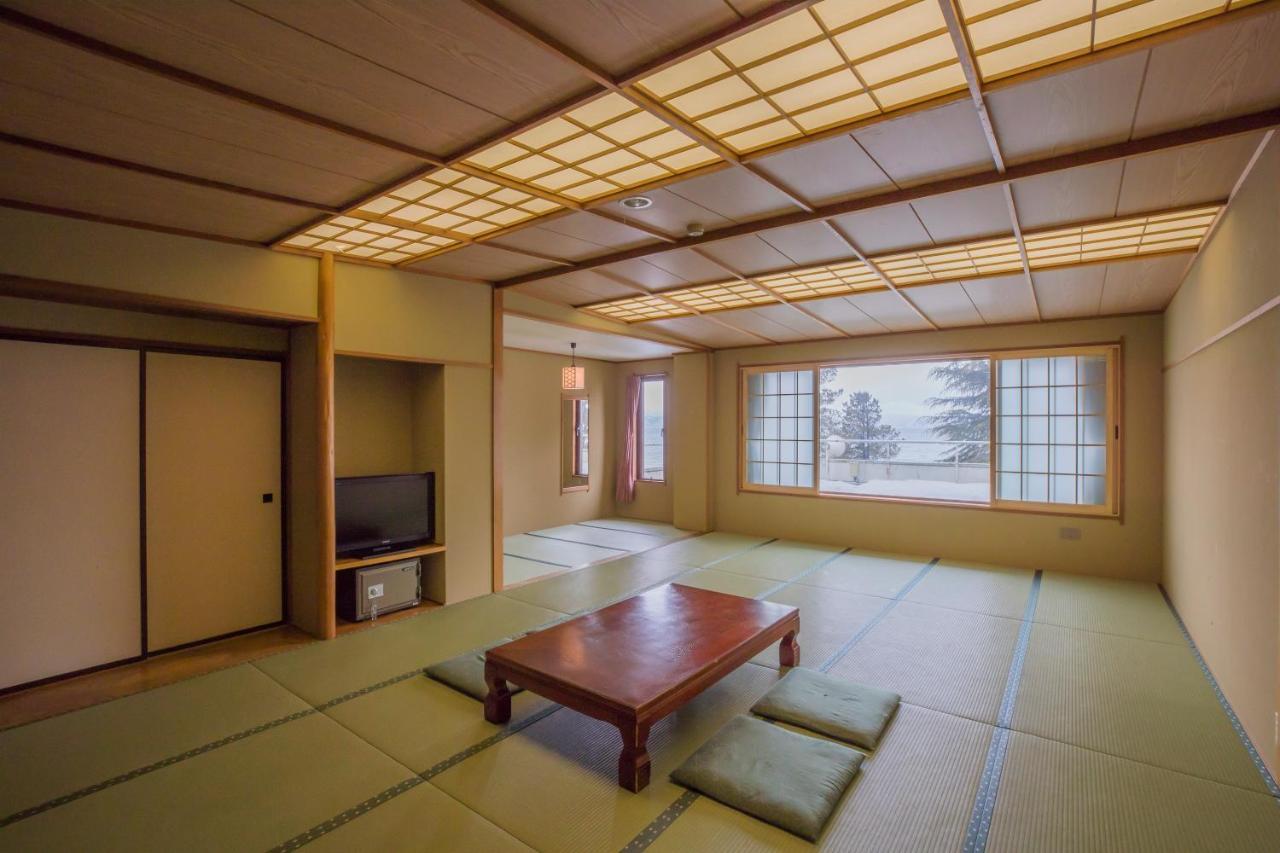 Lakeside Banko Hotel Inawashiro Bagian luar foto