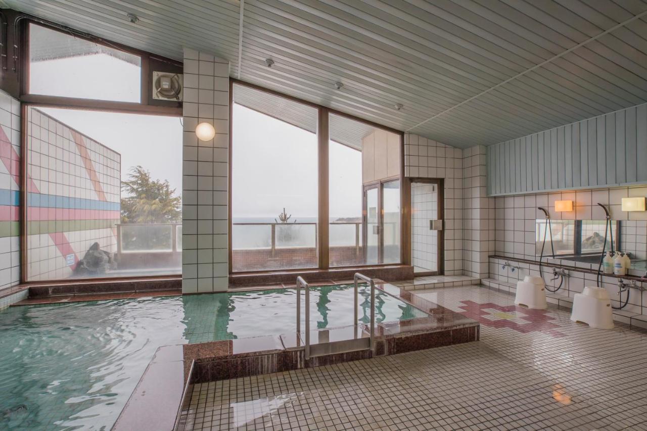 Lakeside Banko Hotel Inawashiro Bagian luar foto