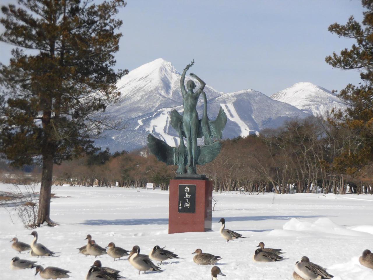 Lakeside Banko Hotel Inawashiro Bagian luar foto